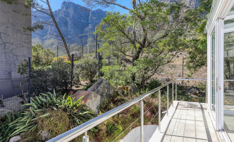 4 Bedroom Property for Sale in Camps Bay Western Cape